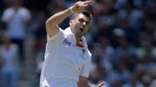 Ashes 2013-14: England desperate to bounce back, says James Anderson